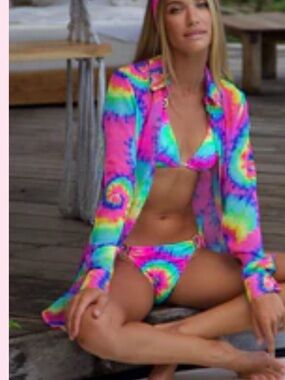Moda Minx Tie-Dye Cover-Up Shirt – Size Medium – NWT